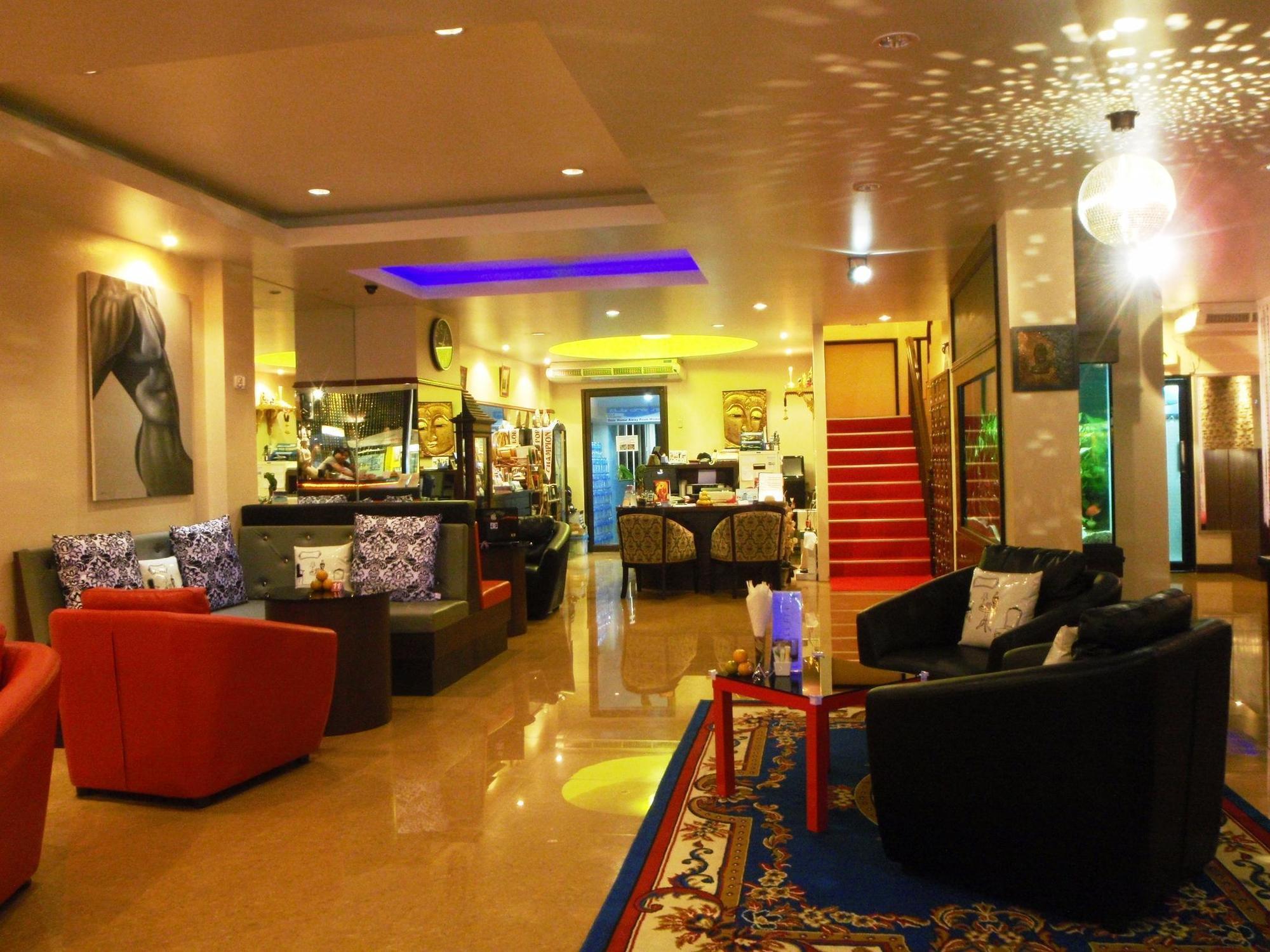 Club One Seven Phuket 호텔 Patong 외부 사진